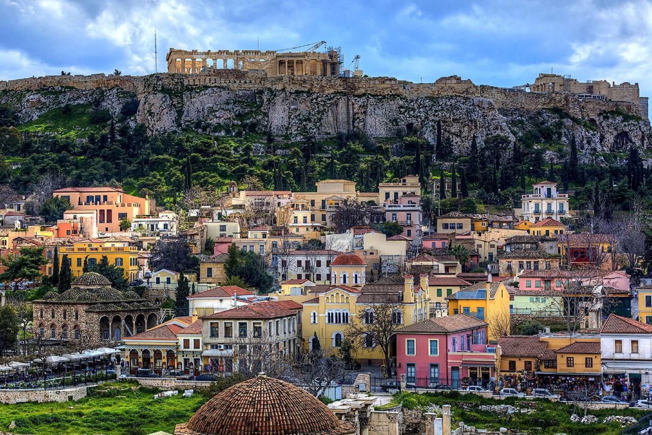 Pale Coloured Apt In Athens Historic Centre Atenas Exterior foto